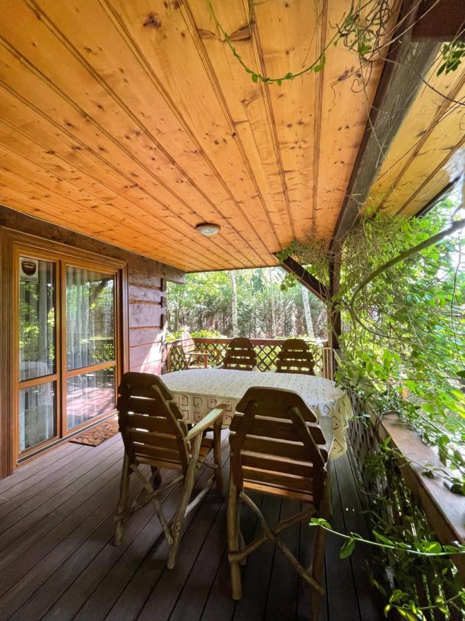 Villa Dom Z Bali Przy Szlaku Kasina Wielka Exterior foto