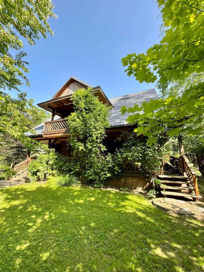 Villa Dom Z Bali Przy Szlaku Kasina Wielka Exterior foto